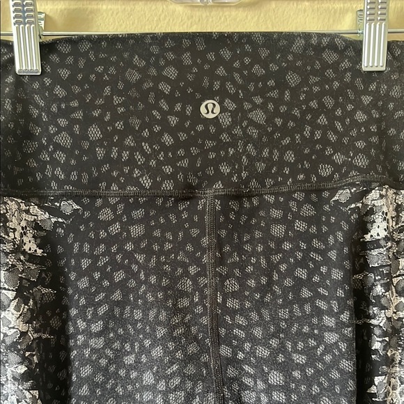 LULULEMON Wunder Under High Rise Tight 28” - Picture 6 of 8